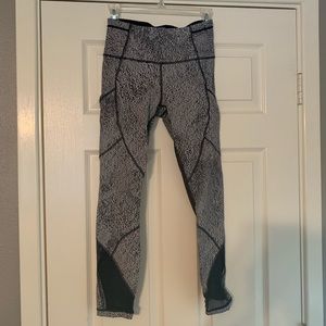 Lululemon athletic bottoms